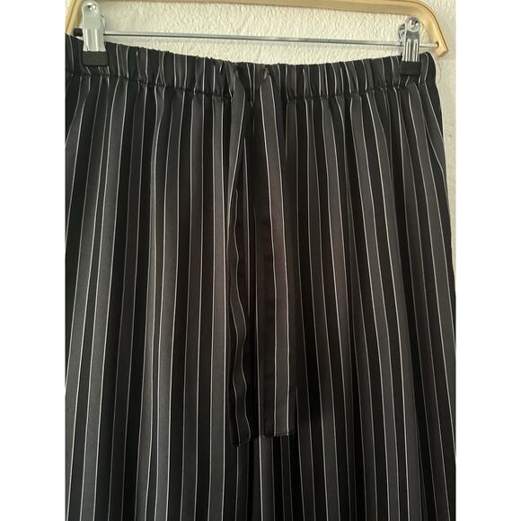 Victoria's Secret 2 PC Classic Pajama Set Satin Striped Sleepwear Cozy Small - Picture 13 of 16